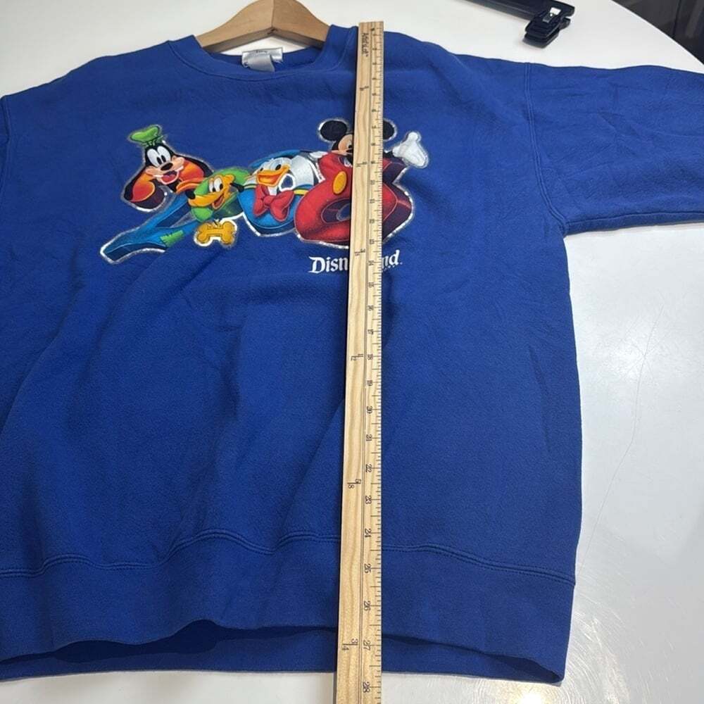Disney Vintage 2008 Blue Crewneck Sweater with Mickey Mouse Design Medium - Picture 6 of 6